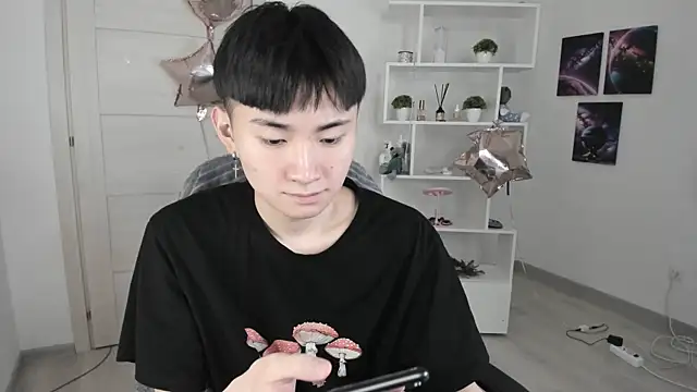 Snapshot of Miram_Yu chatting on February 8, 9:36 pm Miram Yu online show from February 8, 9:36 pm