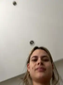 Snapshot of HannaRhodes chatting on August 1, 1:21 pm HannaRhodes online show from August 1, 1:21 pm
