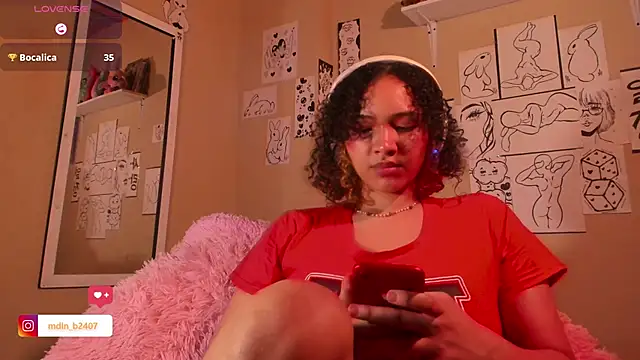 MadelineBenet online show from March 18, 1:53 am