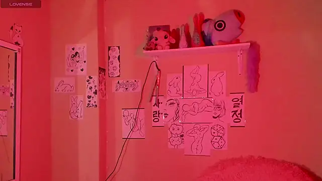 MadelineBenet online show from March 18, 11:42 pm