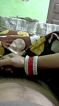 Snapshot of QUEEN-X-CPL chatting on December 15, 4:59 pm QUEEN-X-CPL online show from December 15, 4:59 pm