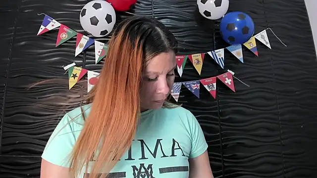 Melody Megann online show from June 24, 7:35 pm