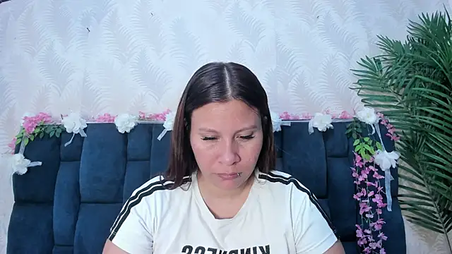 Melody Megann online show from July 27, 7:54 pm