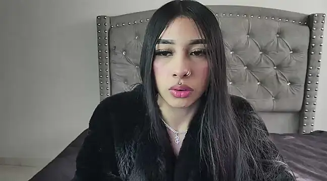 Snapshot of Nesuko_kamado_ chatting on March 4, 3:15 pm Nesuko kamado online show from March 4, 3:15 pm