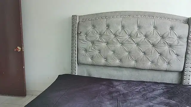 Snapshot of Nesuko_kamado_ chatting on December 16, 4:12 pm Nesuko kamado online show from December 16, 4:12 pm