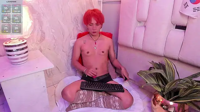 Eriol  online show from July 14, 4:28 am
