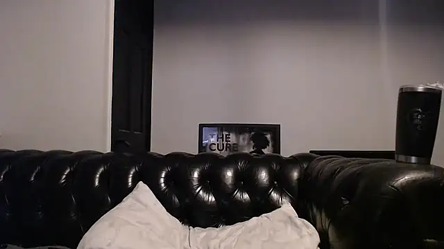Snapshot of RavenryderUK chatting on January 30, 10:19 pm RavenryderUK online show from January 30, 10:19 pm