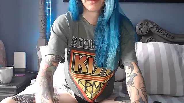 Snapshot of RavenryderUK chatting on September 30, 9:14 am RavenryderUK online show from September 30, 9:14 am