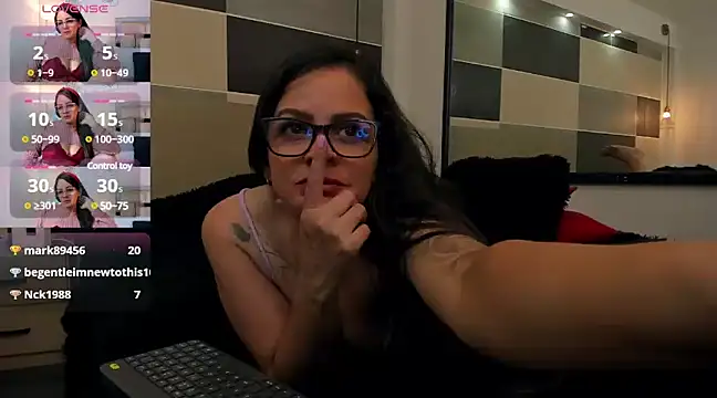 Zara Jackson online show from February 1, 11:06 pm