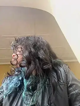 Sweet Chaos online show from March 12, 7:06 pm