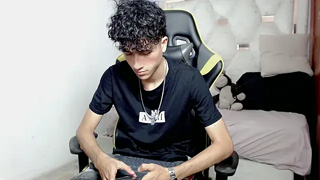 johnny cagee online show from January 10, 4:14 am