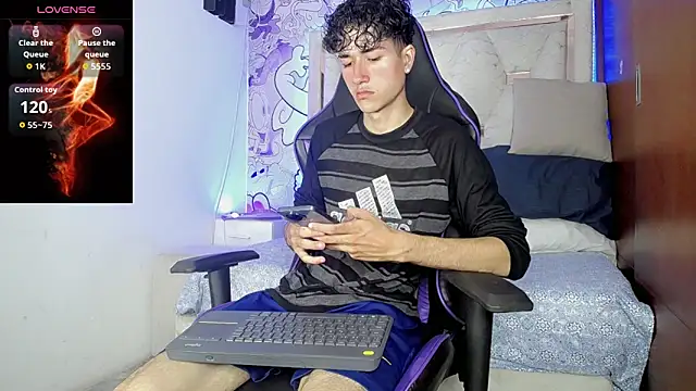 johnny cagee online show from March 5, 4:19 am