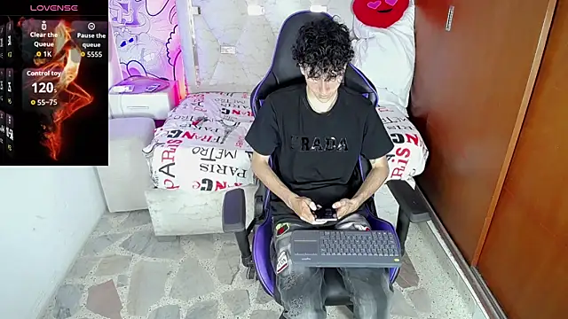 johnny cagee online show from March 17, 3:44 am