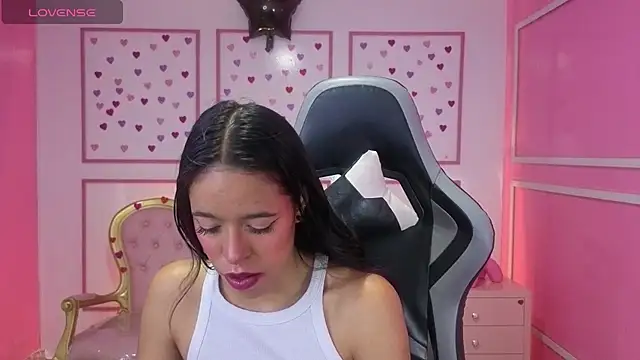 Snapshot of stephania_t chatting on November 7, 11:54 am stephania t online show from November 7, 11:54 am