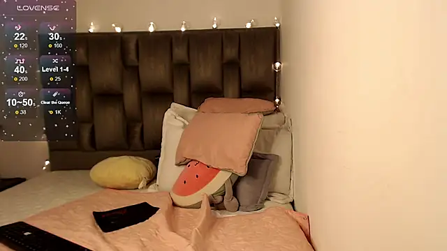 julz 03 online show from December 21, 7:38 pm