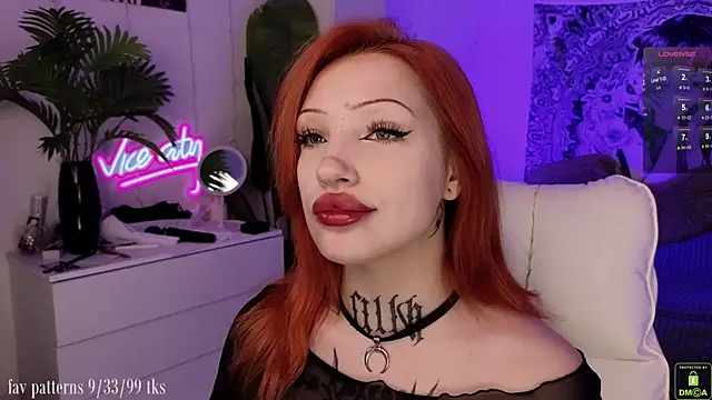 violetviolator online show from November 23, 5:07 am