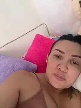 juliamond online show from March 12, 7:49 pm