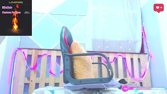 Snapshot of Michellcockxxx chatting on February 24, 2:51 am Michellcockxxx online show from February 24, 2:51 am