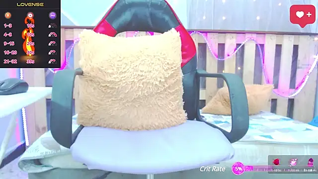 Snapshot of Michellcockxxx chatting on February 25, 8:36 am Michellcockxxx online show from February 25, 8:36 am