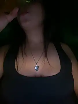 Snapshot of Effyvice13 chatting on June 7, 2:59 am Effyvice13 online show from June 7, 2:59 am