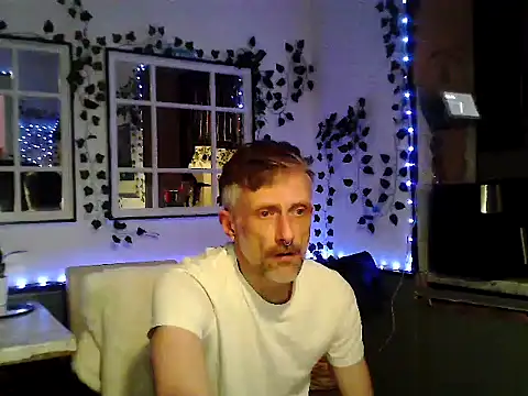 unclestefansdick online show from March 3, 6:48 am