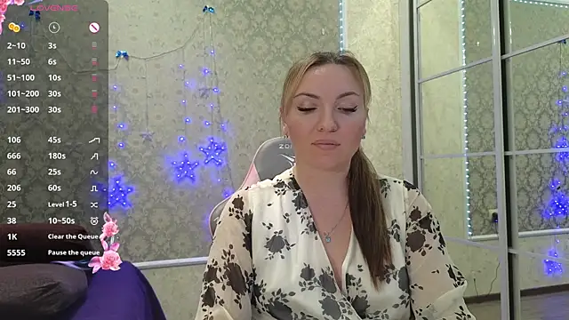 -DIVORA- online show from March 8, 7:42 pm