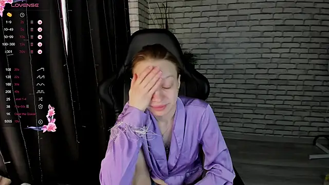 Michelle Blond online show from March 9, 7:12 am