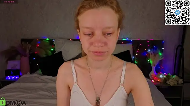 Michelle Blond online show from May 5, 1:02 am