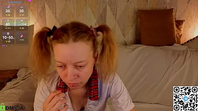 Michelle Blond online show from June 17, 1:08 am