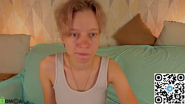 Michelle Blond online show from July 18, 12:59 am