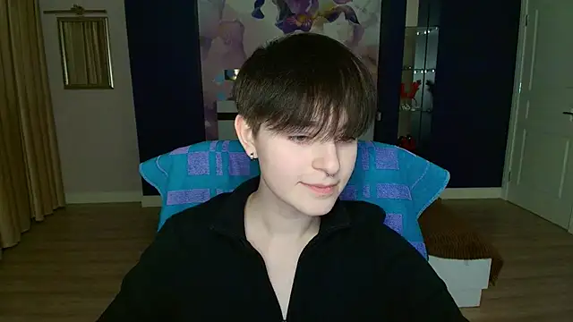 EmiliaYours online show from January 20, 4:34 pm