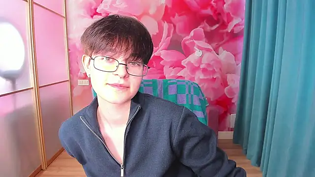 EmiliaYours online show from January 26, 12:54 pm