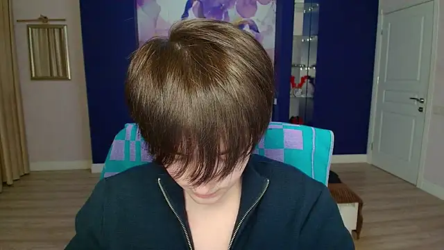 EmiliaYours online show from February 4, 3:47 pm