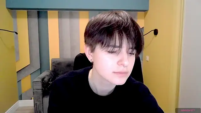 EmiliaYours online show from February 17, 4:48 pm