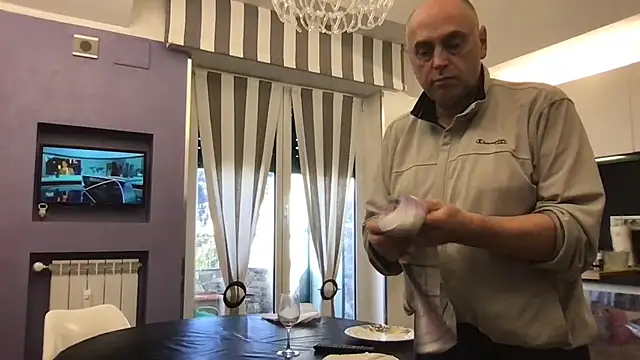 Snapshot of pantomax chatting on November 26, 1:34 pm pantomax online show from November 26, 1:34 pm