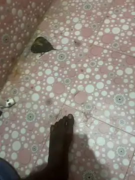 Snapshot of tamil000000 chatting on December 4, 5:44 pm tamil000000 online show from December 4, 5:44 pm