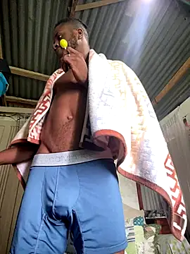 Snapshot of ElNegroRony chatting on November 5, 5:24 pm ElNegroRony online show from November 5, 5:24 pm