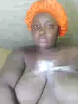 Snapshot of fatpussysasha chatting on December 30, 5:55 pm fatpussysasha online show from December 30, 5:55 pm