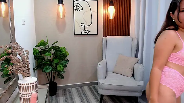 Sharlotte Milk online show from January 27, 10:49 am