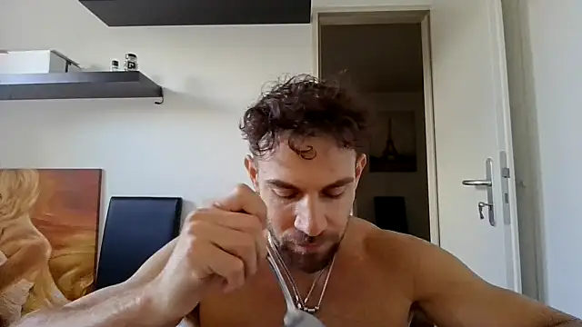 alpha-hunk online show from September 14, 10:36 am