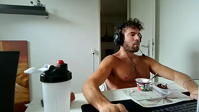 alpha-hunk online show from May 20, 9:59 am