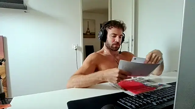 alpha-hunk online show from June 12, 10:03 am