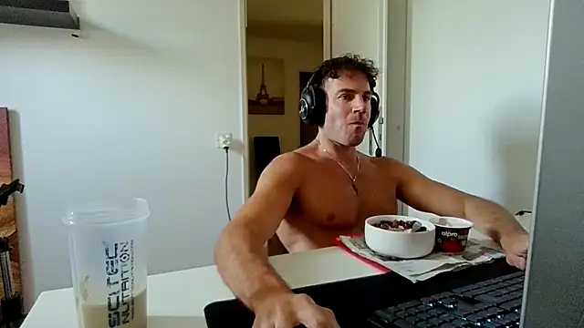alpha-hunk online show from June 16, 10:18 am
