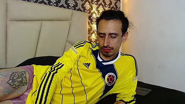 Snapshot of Sr_Magnus_ chatting on March 11, 10:40 am Sr Magnus online show from March 11, 10:40 am