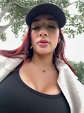 ariiel  online show from December 17, 4:13 pm