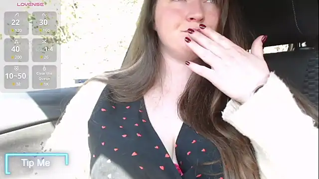 Snapshot of BustyBonnieUK chatting on March 18, 12:58 pm BustyBonnieUK online show from March 18, 12:58 pm