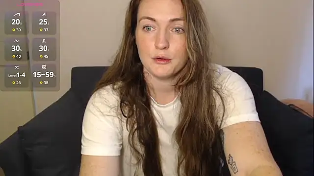 Snapshot of BustyBonnieUK chatting on September 18, 11:12 am BustyBonnieUK online show from September 18, 11:12 am