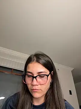 aurora divine online show from October 15, 10:54 pm