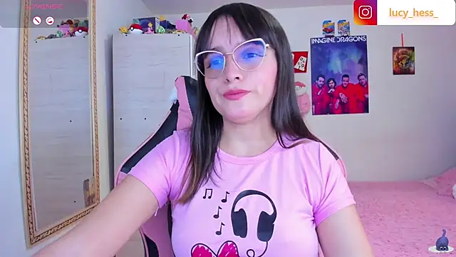 Lucyy-hess online show from July 6, 7:05 pm