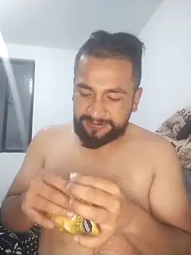 Snapshot of sabor_Latino_bdsm chatting on March 12, 1:36 am sabor Latino bdsm online show from March 12, 1:36 am